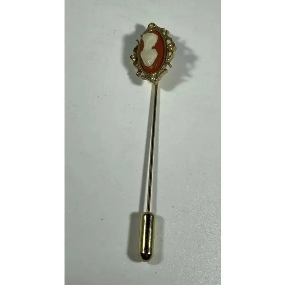 Vintage Victorian Avon Cameo Stick Pin Brooch Goldtone‎